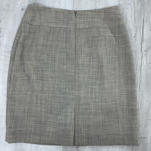 Jones New York Gray Lined 100% Wool Fitted Straight Knee Length Work Skirt 10 - Picture 2 of 10